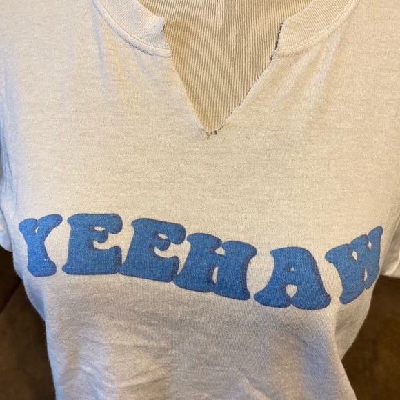 Yeehaw Custom Crop Top Western Style T-shirt Women’s Size Medium with V-Neck - Picture 7 of 7